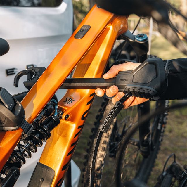 Thule VeloSpace 3 Polkupyörän kuljetusteline 2:lle pyörälle